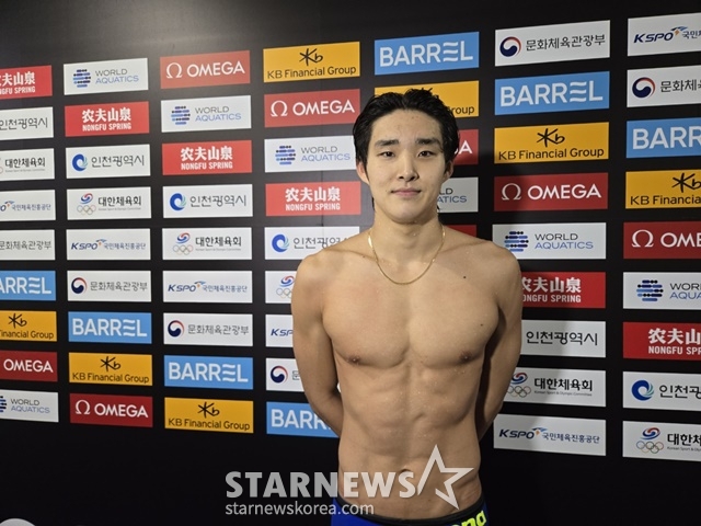 예선을 마치고 만난 김우민. /사진=이원희 기자
