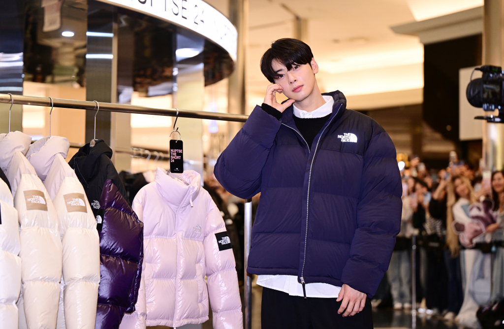 노스페이스 모델 차은우/사진제공=영원아웃도어