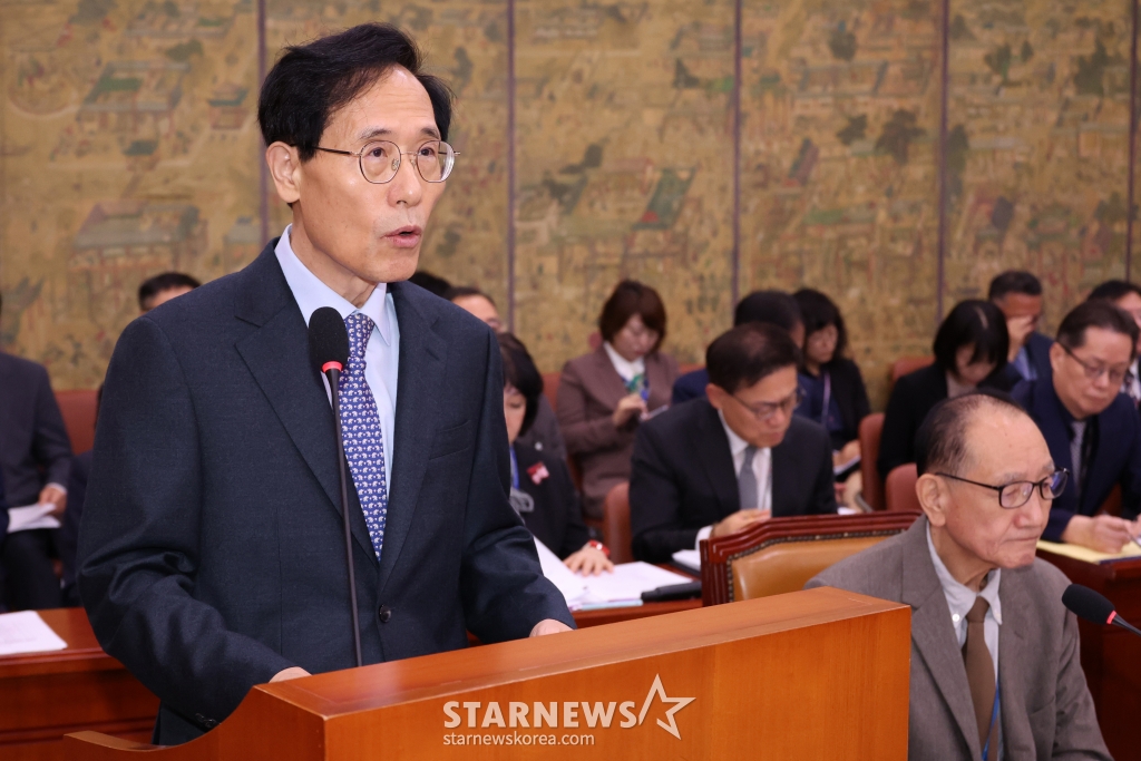 [서울=뉴시스] 심오택 사행산업통합감독위원회 위원장. 2024.10.15. xconfind@newsis.com /사진=조성우