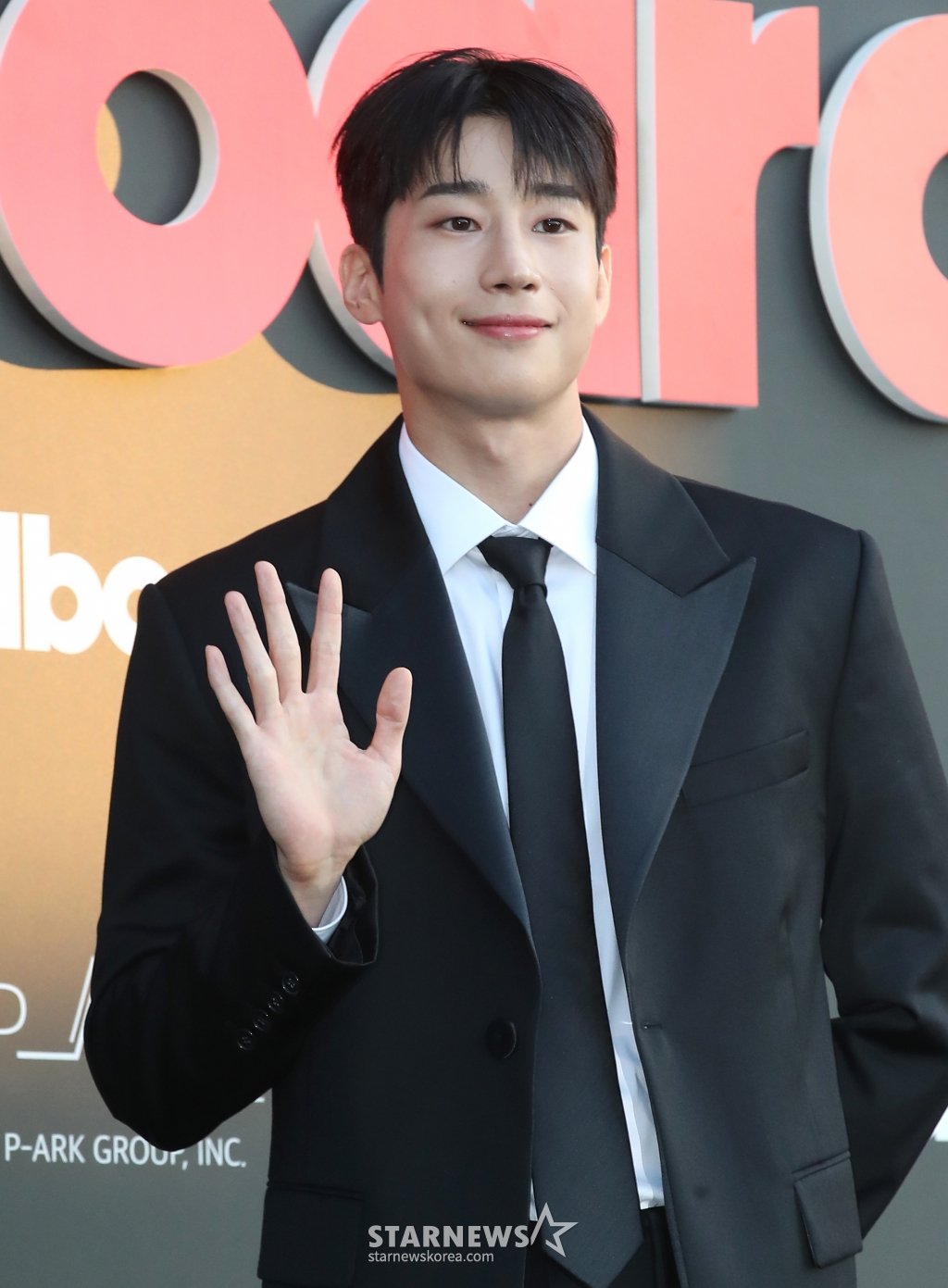 (서울=뉴스1) 권현진 기자 = 가수 한승우가 27일 서울 중구 신라호텔 영빈관에서 열린 ‘빌보드 케이 파워 100(Billboard K POWER 100)’ 행사에 참석해 포즈를 취하고 있다. 2024.8.27/뉴스1 Copyright (C) 뉴스1. All rights reserved. 무단 전재 및 재배포, AI학습 이용 금지. /사진=(서울=뉴스1) 권현진 기자
