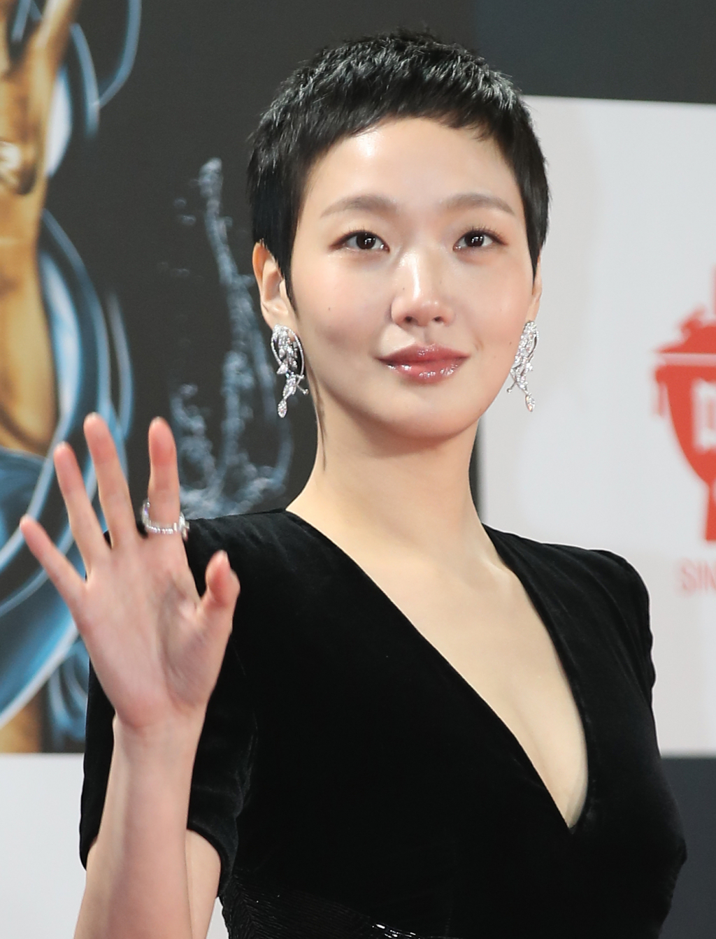 (서울=뉴스1) 권현진 기자 = 배우 김고은이 29일 서울 영등포구 여의도 KBS홀에서 열린 제45회 청룡영화상 시상식에 참석하고 있다. 2024.11.29/뉴스1 Copyright (C) 뉴스1. All rights reserved. 무단 전재 및 재배포, AI학습 이용 금지. /사진=(서울=뉴스1) 권현진 기자