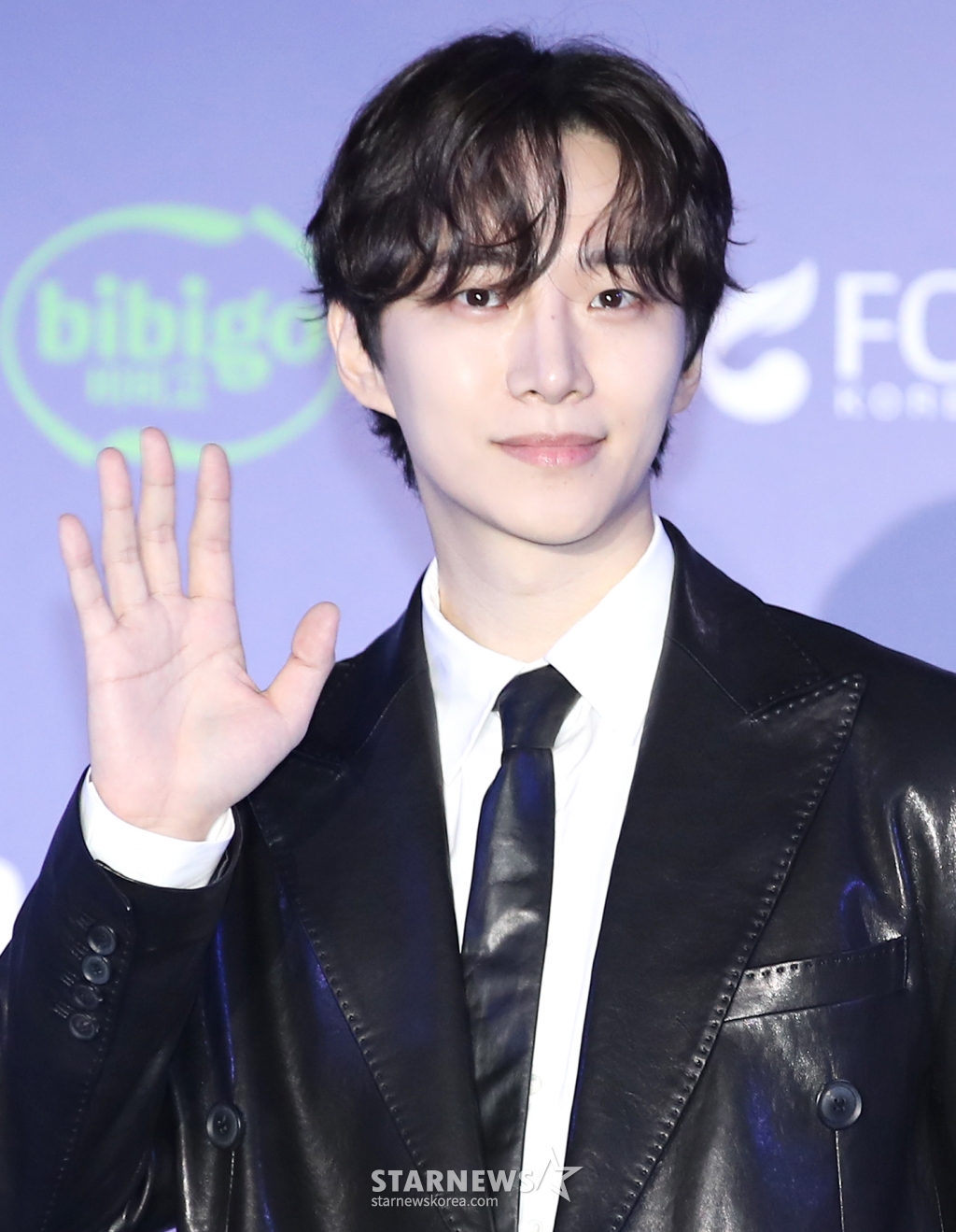 (오사카(일본)=뉴스1) 권현진 기자 = 배우 이준호가 23일 일본 오사카 쿄세라 돔에서 열린 '2024 마마 어워즈'(MAMA AWARDS) 레드카펫 행사에 참석해 포즈를 취하고 있다. 2024.11.23/뉴스1  Copyright (C) 뉴스1. All rights reserved. 무단 전재 및 재배포,  AI학습 이용 금지. /사진=(오사카(일본)=뉴스1) 권현진 기자