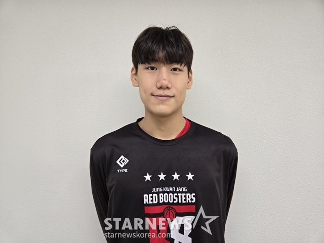 스타뉴스와 만난 박정웅. /사진=이원희 기자