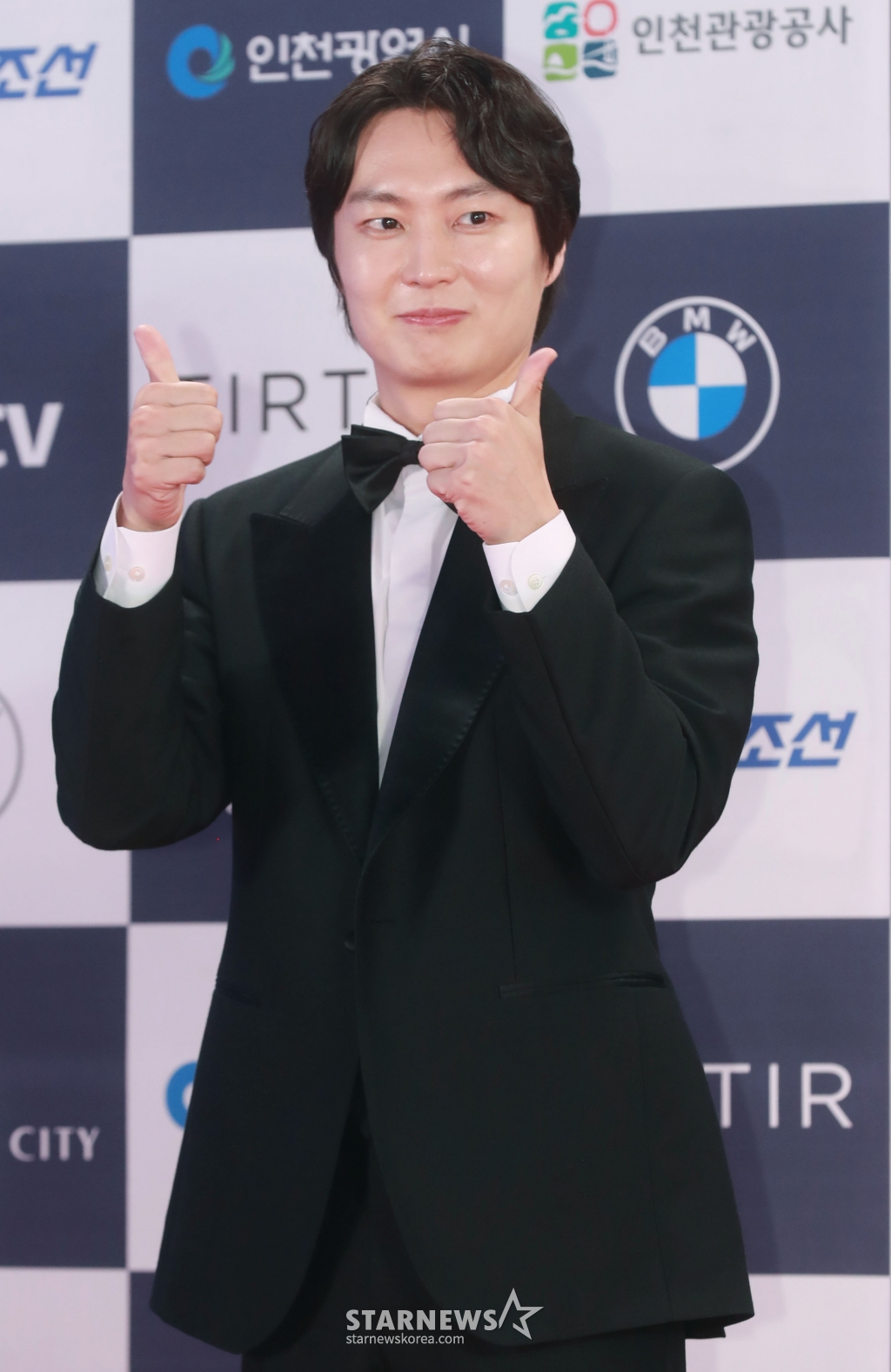 배우 노재원이 19일 오후 인천 파라다이스 시티에서 진행된 제3회 청룡시리즈어워즈 레드카펫 행사에 참석해 포즈를 취하고 있다. /2024.07.19 /사진=이동훈