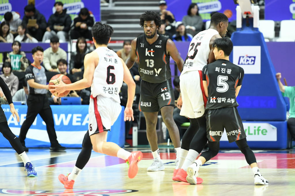 KT-정관장 경기 모습. /사진=KBL 제공