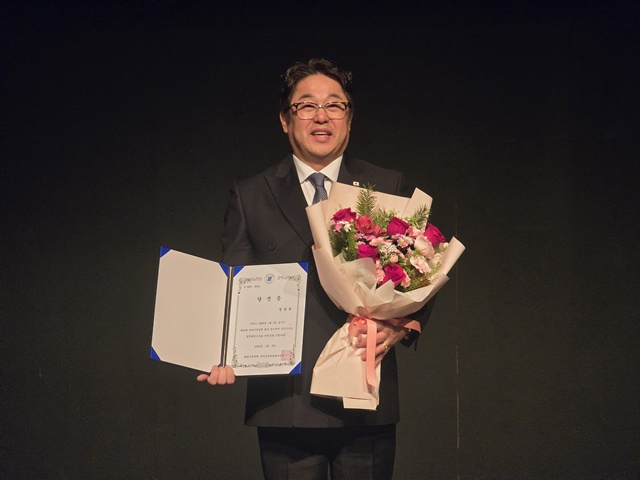 정창훈 회장. /사진=대한수영연맹 제공
