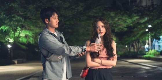 왼쪽부터 안보현, 임윤아 /사진=CJ ENM