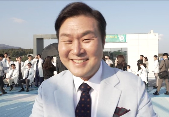 윤경호 /사진=넷플릭스