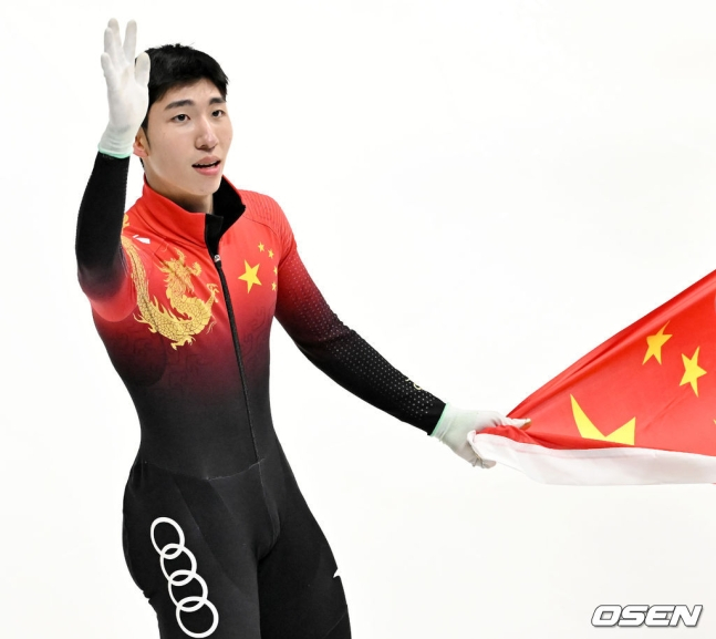 귀화 후 중국 대표팀 에이스로 활약 중인 린샤오쥔.