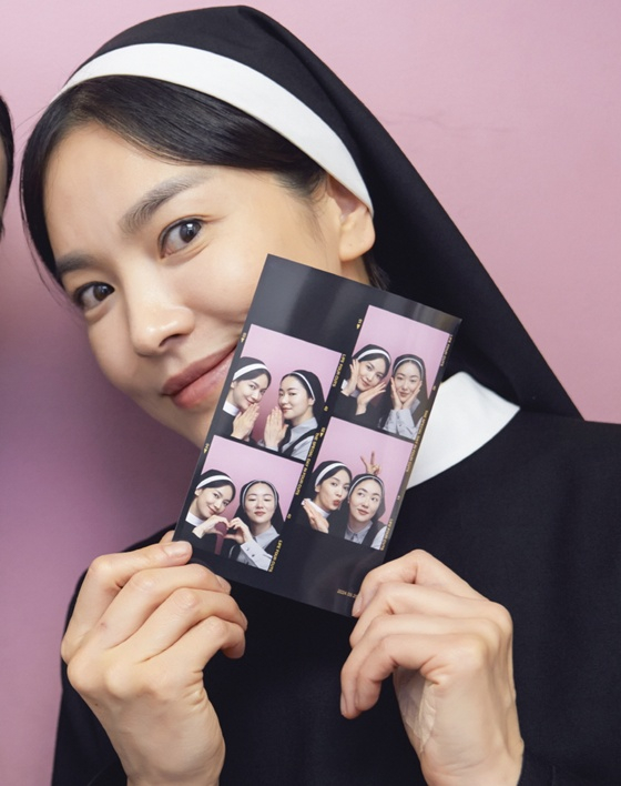 '검은 수녀들' 주역 송혜교 /사진=NEW