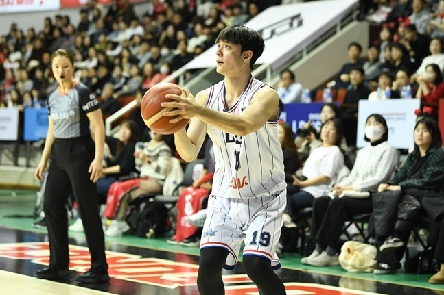 KCC 이근휘. /사진=KBL 제공