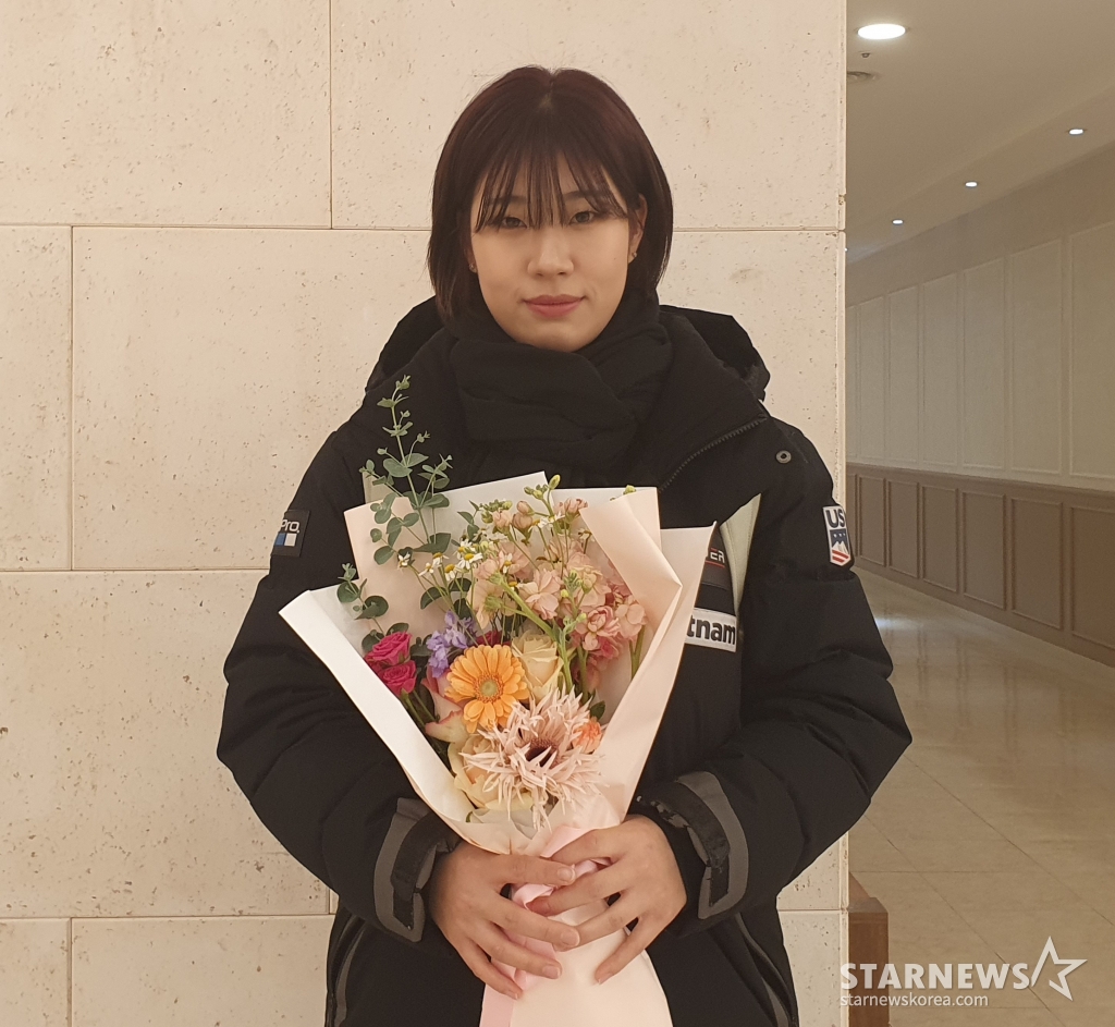 단국대 이예린이 지난 5일 서울 도곡동에서 열린 '2024 KBSA 시상식' 후 사진 촬영에 응하고 있다. /사진=김동윤 기자