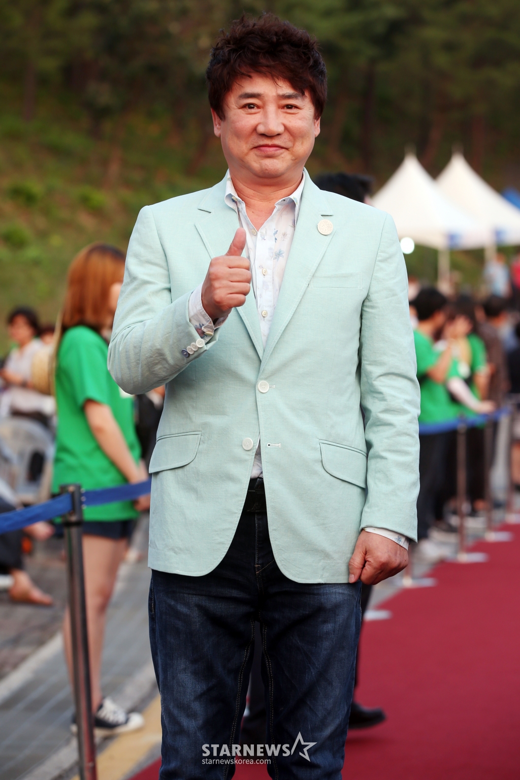 $ 배우 장윤주가 13일 오후 충북 제천시 청풍호반무대에서 열린 제11회 제천국제음악영화제 개막식에 참석하고 있다. 제천국제음악영화제는 13일부터 6일간 메가박스 제천, 의림지무대, 청풍호반무대, 제천시 문화회관을 비롯해 제천시 일대에서 진행된다. /사진=제천(충북)=임성균 기자 tjdrbs23@