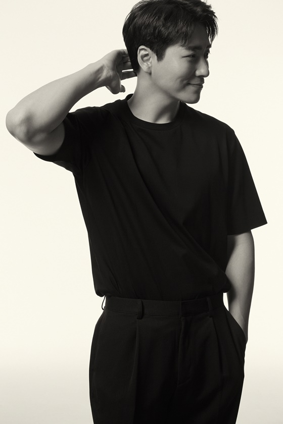 이준혁/사진=에이스팩토리 제공