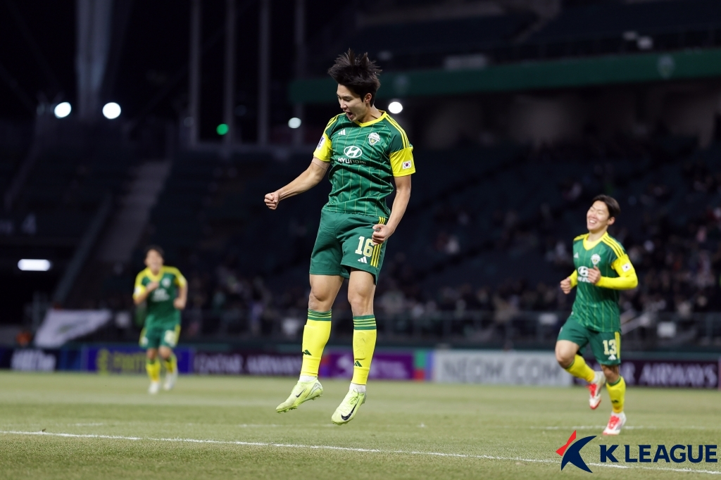 박재용이 선제골을 터트리고 세리머니하고 있다. /사진=한국프로축구연맹 제공