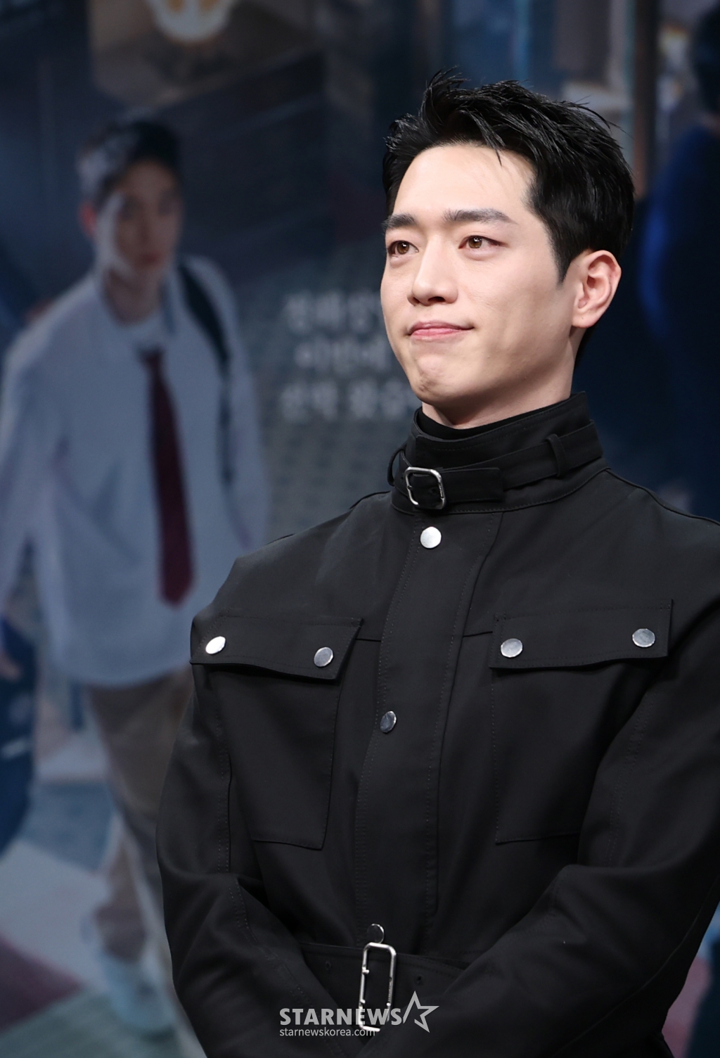 (서울=뉴스1) 권현진 기자 = 배우 서강준이 20일 오후 서울 마포구 상암 MBC에서 열린 MBC 금토드라마 '언더커버 하이스쿨' 제작발표회에 참석해 포즈를 취하고 있다. '언더커버 하이스쿨'은 배우 서강준의 전역 후 복귀작으로 화제를 모은 작품으로 고종 황제의 사라진 금괴의 행방을 쫓기 위해 고등학생으로 위장 잠입한 국정원 요원의 좌충우돌 N차 고딩 활약기를 담은 작품이다. 2025.2.20/뉴스1 Copyright (C) 뉴스1. All rights reserved. 무단 전재 및 재배포, AI학습 이용 금지. /사진=(서울=뉴스1) 권현진 기자