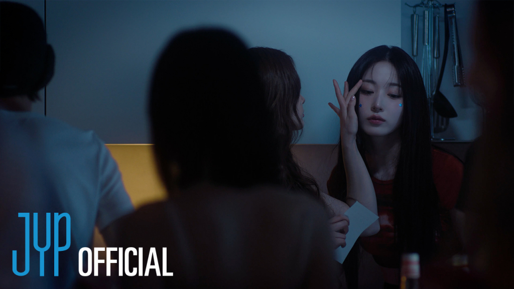 NMIXX 미니 4집 스토리 필름 파트 1 영상 섬네일 이미지/사진제공=JYP엔터테인먼