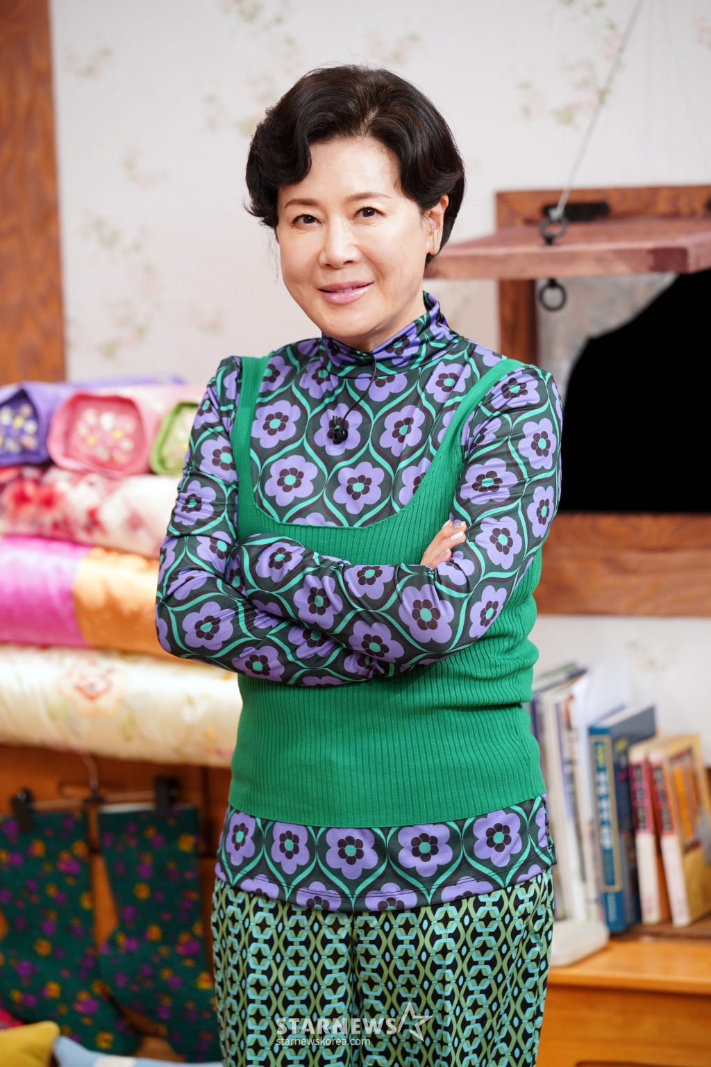 배우 박정수가 25일 오전 온라인으로 진행된 채널S 새 예능 '진격의 할매' 제작발표회에 참석해 포즈를 취하고 있다. <사진=채널S> 2022.01.25