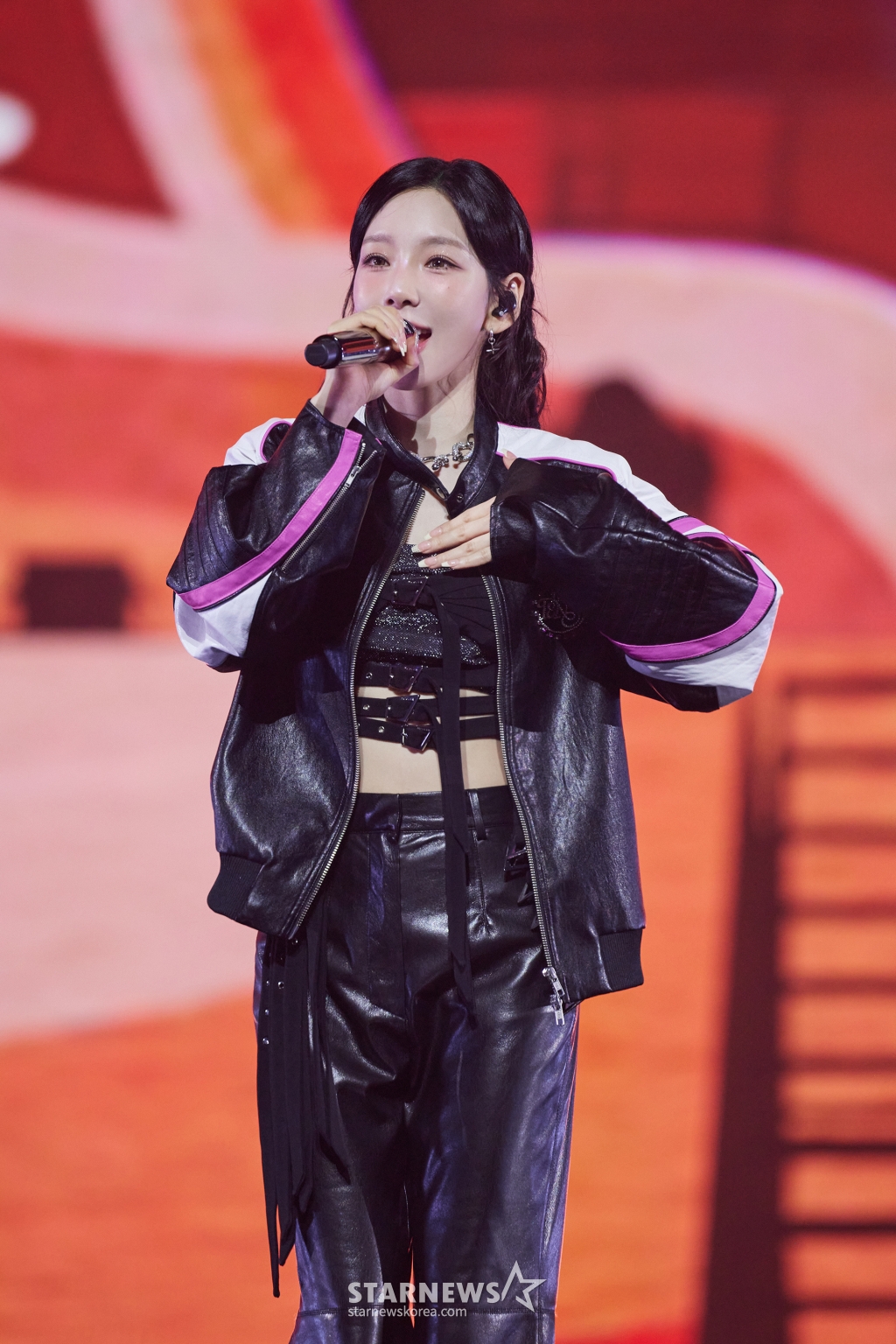 가수 태연이 9일 오후 서울 송파구 방이동 KSPO DOME에서 진행된 'TAEYEON CONCERT - The TENSE'(태연 콘서트 - 더 텐스)에서 멋진 무대를 펼치고 있다. /사진제공=SM엔터테인먼트 2025.03.09 /사진=이동훈 photoguy@