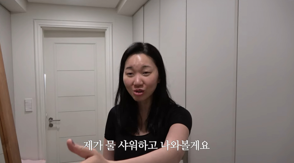 /사진=유튜브 채널 '윤쥬르'