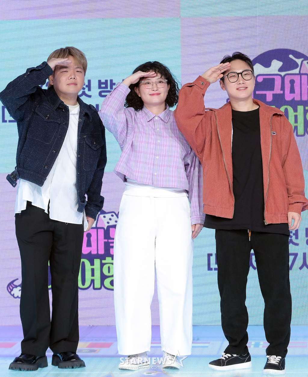 여행 크리에이터 곽튜브, 원지, 빠니보틀이 20일 오전 서울 마포구 상암동 쇼킹케이팝센터에서 진행된 ENA 예능 '지구마불 세계여행3' 제작발표회에 참석해 포즈를 취하고 있다. '지구마불 세계여행3' 여행 크리에이터 3대장 빠니보틀(빠니보틀 Pani Bottle), 원지(원지의 하루), 곽튜브(곽튜브 KWAKTUBE)가 김태호 PD에 의해 설계된 세계여행 부루마불 게임에 참여, 주사위에 운명을 맡기고 세계 각지를 여행하는 과정을 담은 예능 프로그램이다. 오는 22일 첫 방송. 2025.03.20 /사진=김창현 chmt@