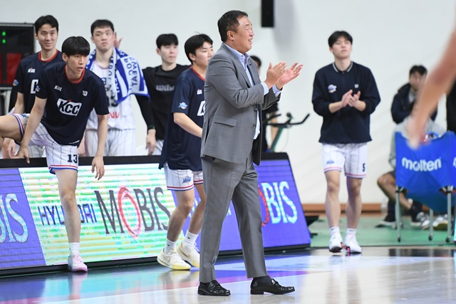전창진 부산 KCC 감독. /사진=KBL 제공