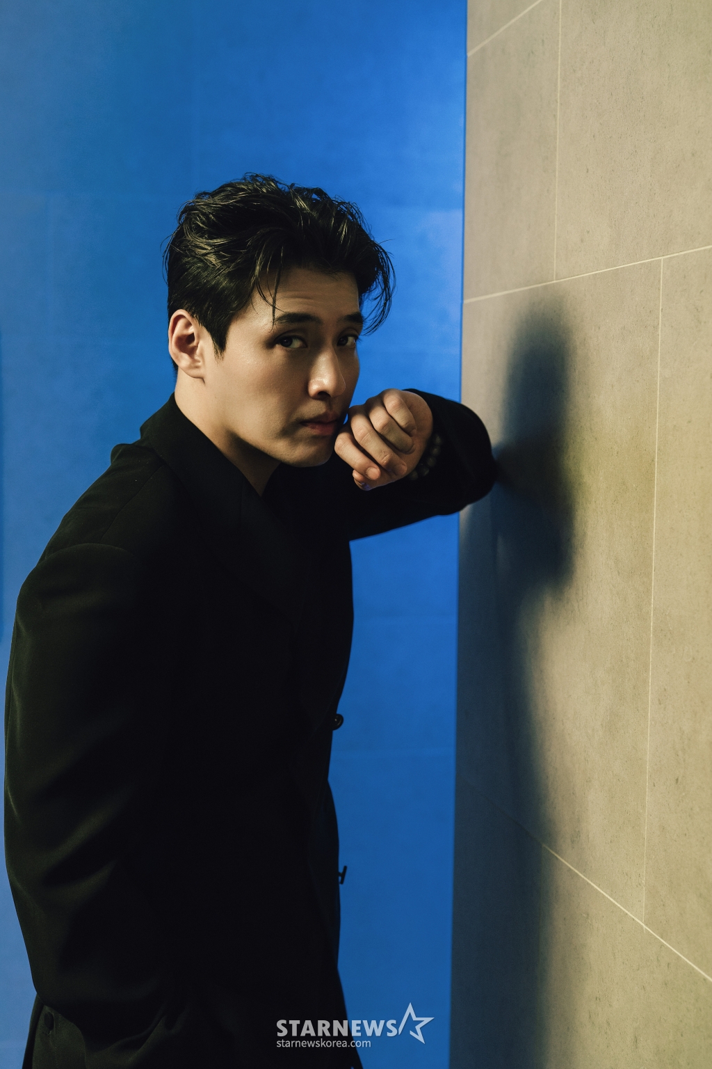 영화 '스트리밍'의 배우 강하늘이 18일 진행된 인터뷰를 위해 포즈를 취하고 있다. /사진제공=롯데엔터테인먼트 2025.03.18 /사진=이동훈 photoguy@