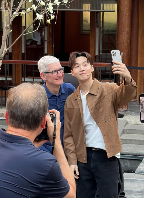 /사진=헨리 SNS