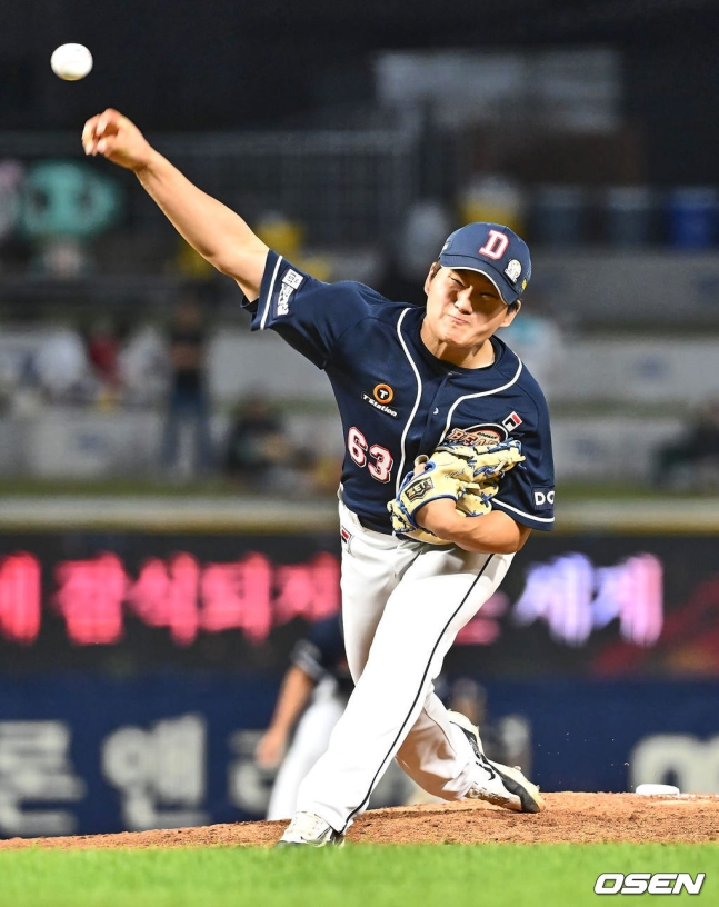 두산 마무리 투수 김택연.