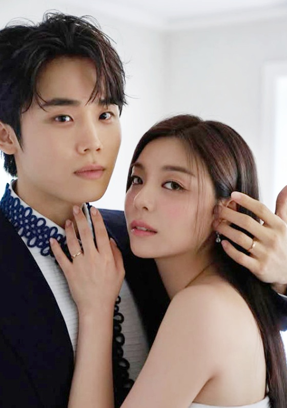 왼쪽부터 최시훈, 에일리 부부 /사진=에일리 인스타그램