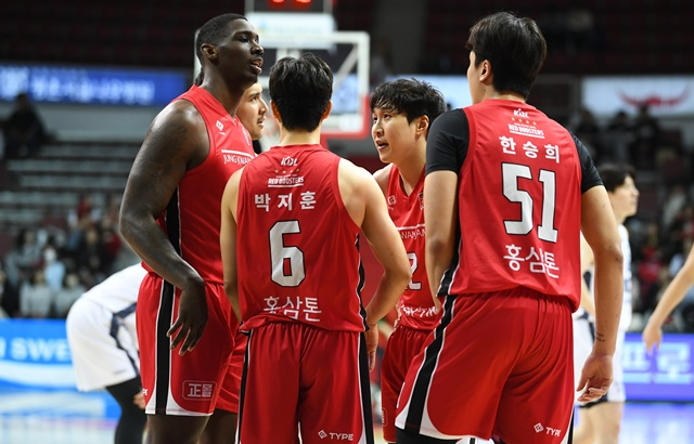안양 정관장 선수들. /사진=KBL 제공