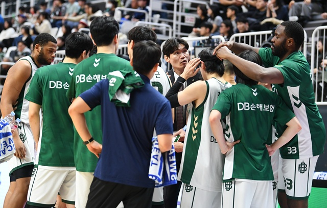 원주 DB 선수단. /사진=KBL 제공