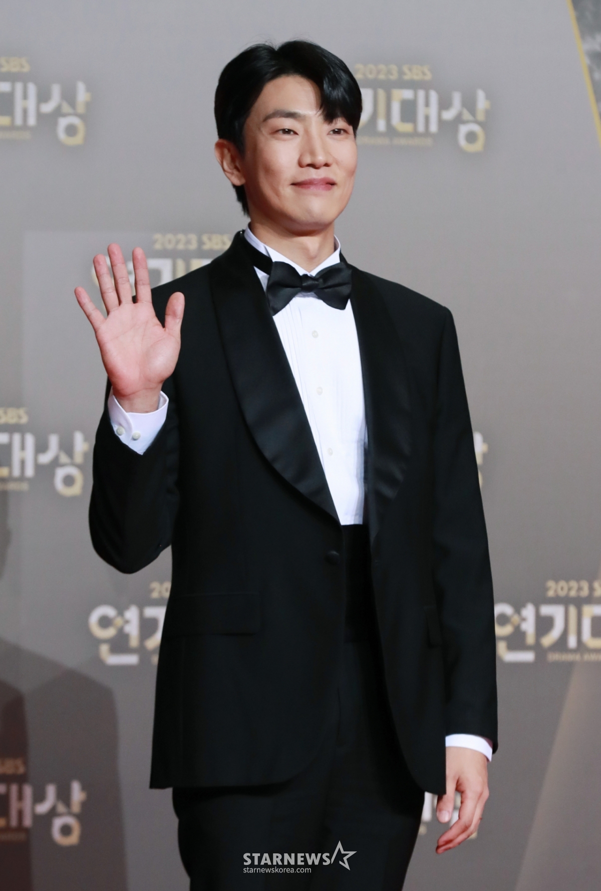 배우 고상호가 29일 오후 서울 상암동 SBS 프리즘센터에서 진행된 2023 SBS 연기대상 포토월 행사에 참석해 포즈를 취하고 있다. /2023.12.29 /사진=이동훈