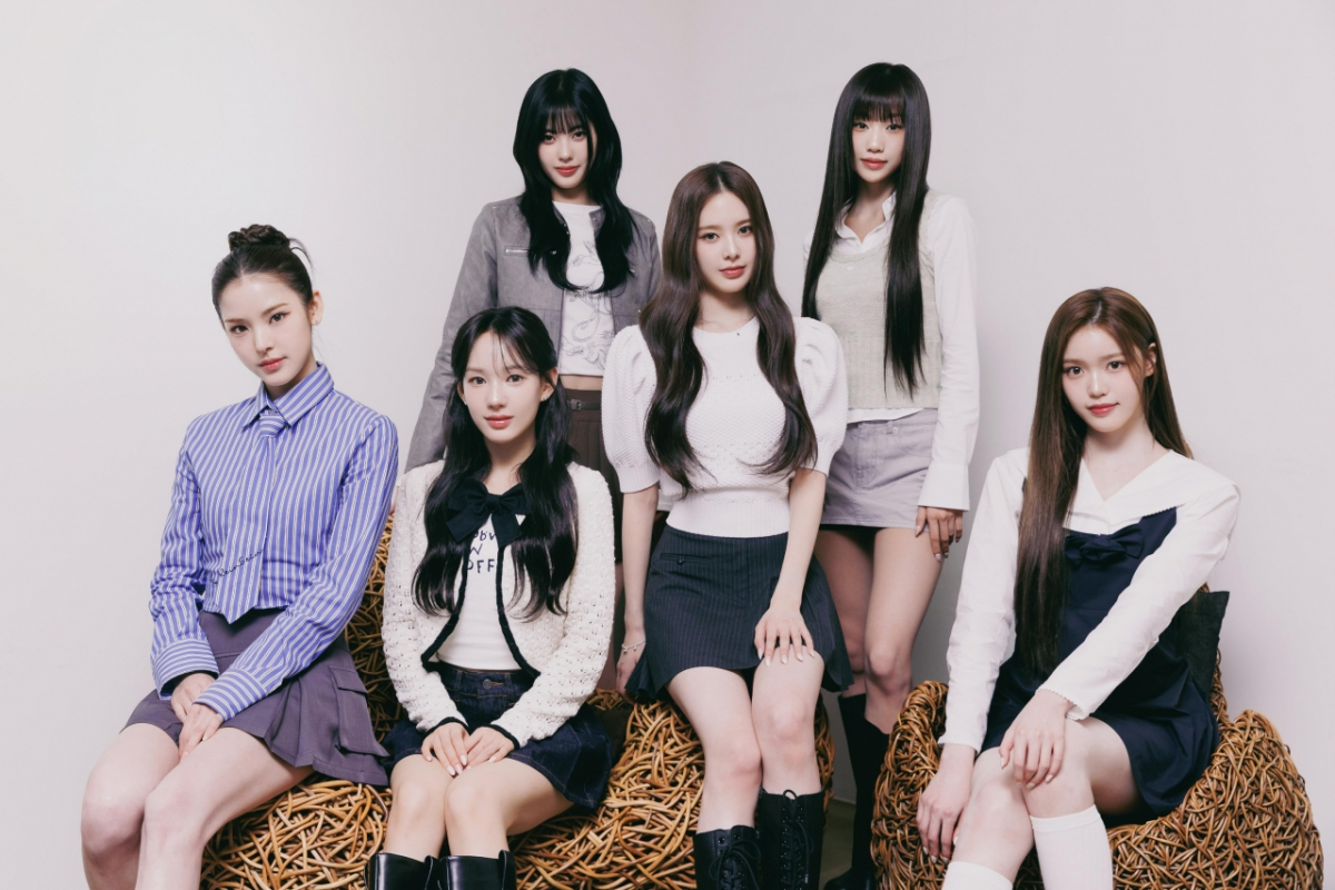 이즈나 /사진=웨이크원