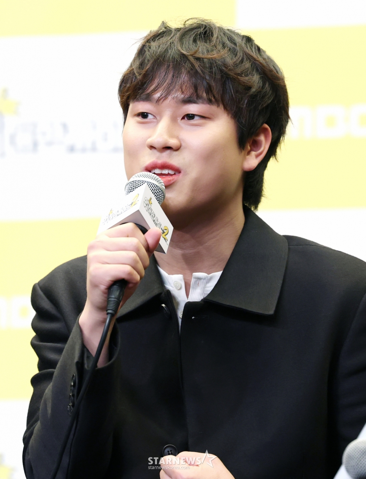(서울=뉴스1) 권현진 기자 = 가수 이무진이 8일 오후 서울 마포구 상암동 스탠포드호텔에서 열린 MBC every1 '위대한 가이드2' 제작발표회에 참석해 인사말을 하고 있다. '위대한 가이드2'는 한국 거주 N년차 대한외국인이 가이드가 되어 모국을 방문하는 여행자들에게 현지인만이 아는 스팟들을 알려주는 여행 리얼리티 프로그램이다. 2025.4.8/뉴스1 Copyright © 뉴스1. All rights reserved. 무단 전재 및 재배포, AI학습 이용 금지. /사진=(서울=뉴스1) 권현진 기자