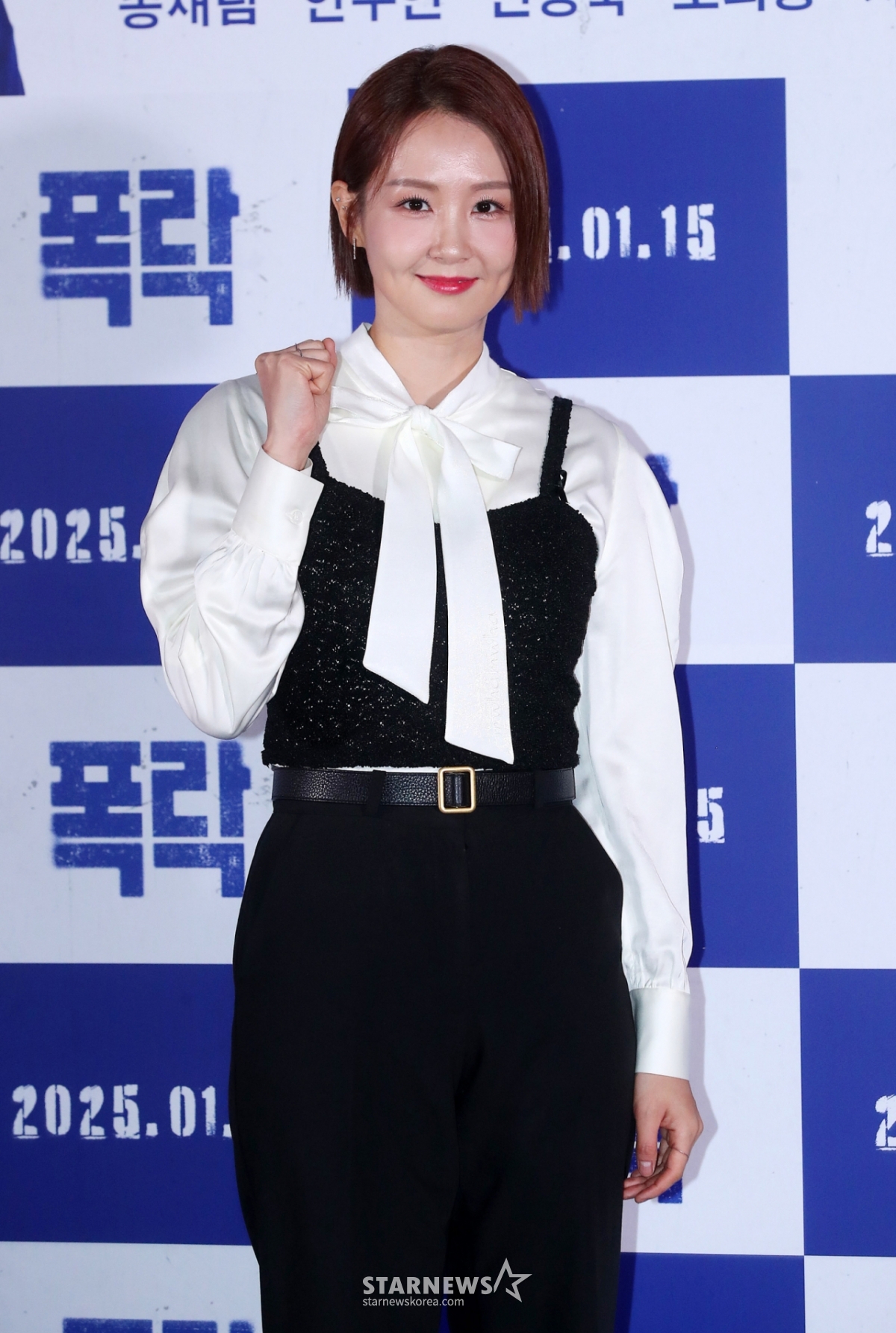 배우 오정연이 6일 오후 서울 용산구 아이파크몰 CGV에서 진행된 영화 '폭락' 언론시사회 및 기자간담회에 참석해 포즈를 취하고 있다. '폭락'은 고(故) 송재림 배우의 유작이자 가상화폐 시장에 뛰어든 청년 사업가 혹은 사기꾼의 이야기를 그린 영화다. 오는 15일 개봉. 2025.01.06 /사진=김창현 chmt@