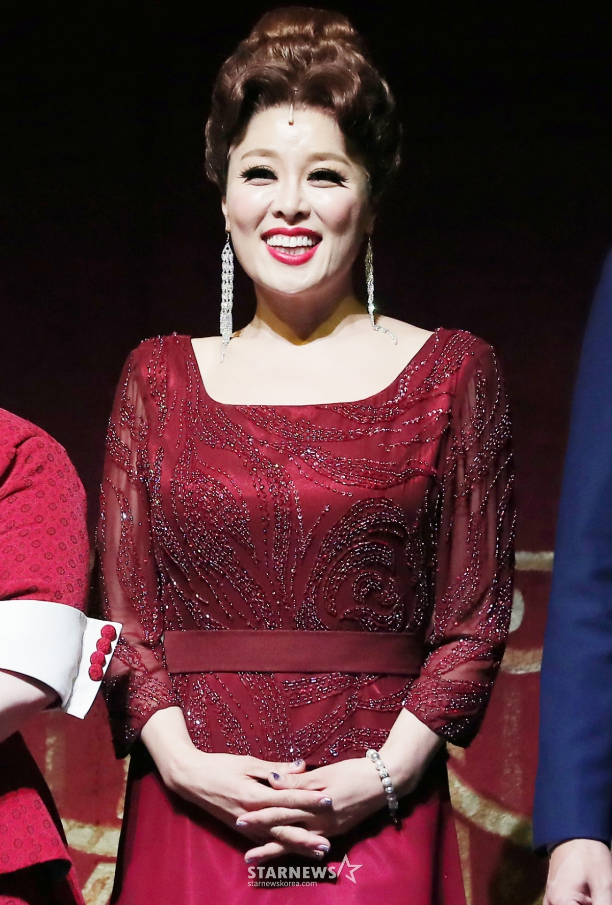 배우 홍지민이 5일 오후 서울 서초구 서초동 예술의전당 CJ토월극장에서 진행된 뮤지컬 '브로드웨이 42번가' 프레스콜에서 포즈를 취하고 있다. /사진=김창현 기자 chmt@