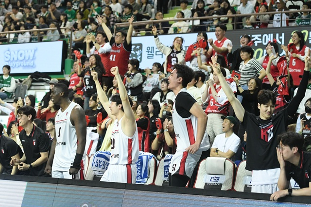 안양 정관장 선수단. /사진=KBL 제공