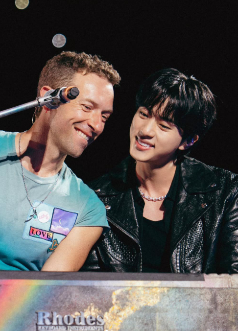 /사진=진 SNS