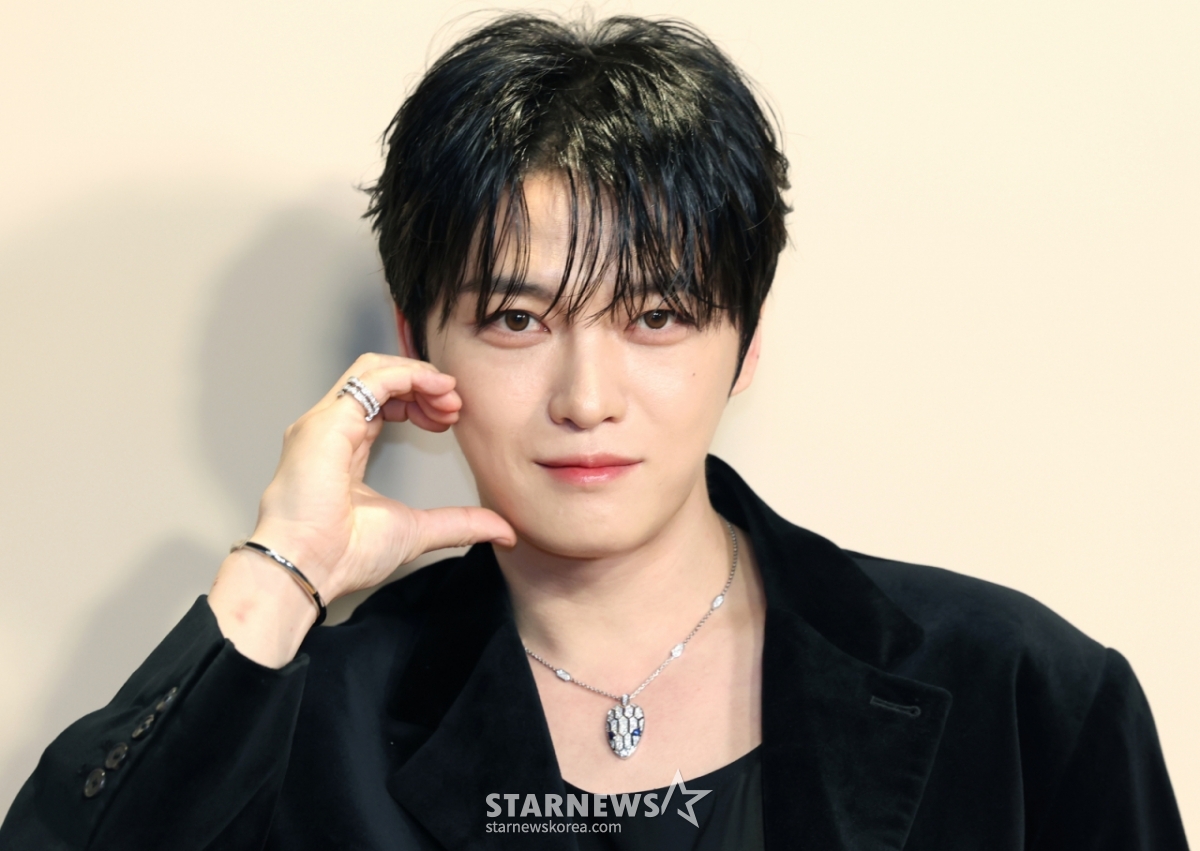 (서울=뉴스1) 권현진 기자 = 배우 겸 가수 김재중이 27일 서울 종로구 푸투라 서울에서 열린 한 주얼리 브랜드 포토콜에 참석해 포즈를 취하고 있다. 2025.3.27/뉴스1 Copyright © 뉴스1. All rights reserved. 무단 전재 및 재배포, AI학습 이용 금지. /사진=(서울=뉴스1) 권현진 기자