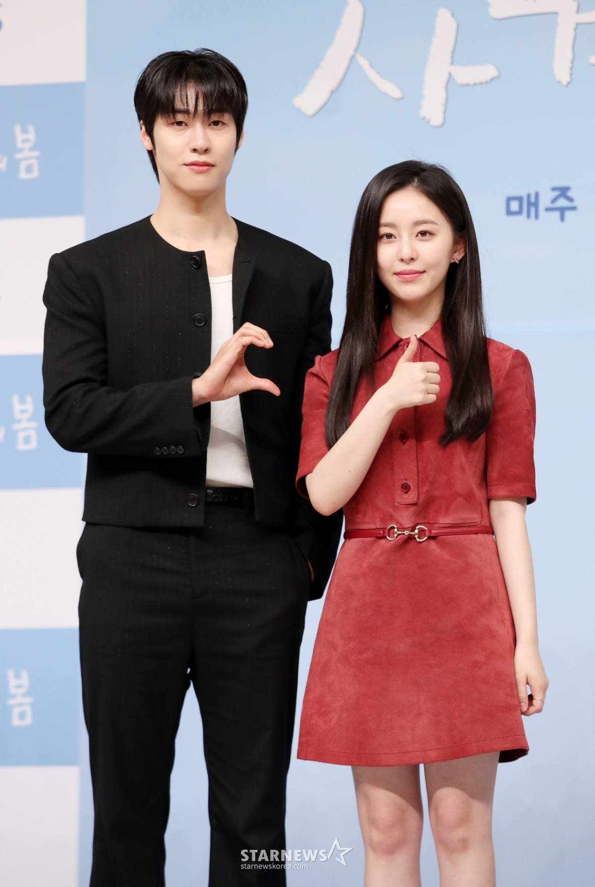 배우 이승협, 박지후가 28일 서울 양천구 목동 SBS에서 진행된 드라마 '사계의 봄' 제작발표회에 참석해 포즈를 취하고 있다. /2025.04.28 /사진=김휘선 hwijpg@