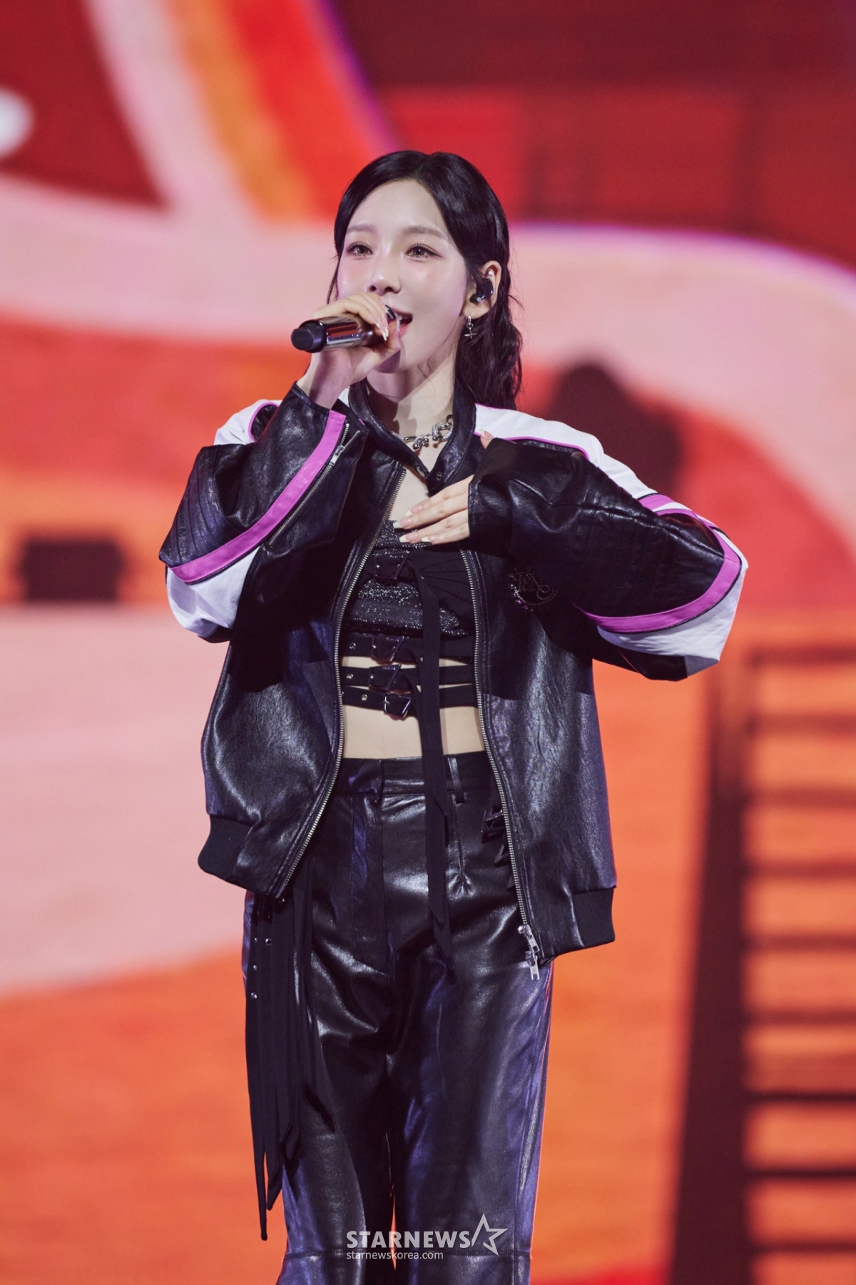 가수 태연이 9일 오후 서울 송파구 방이동 KSPO DOME에서 진행된 'TAEYEON CONCERT - The TENSE'(태연 콘서트 - 더 텐스)에서 멋진 무대를 펼치고 있다. /사진제공=SM엔터테인먼트 2025.03.09 /사진=이동훈 photoguy@