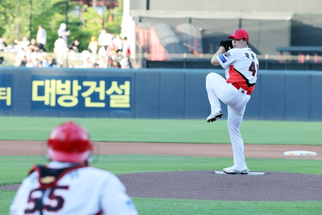 4월 30일 NC 상대로 투구하고 있는 황동하의 모습. /사진=KIA 타이거즈