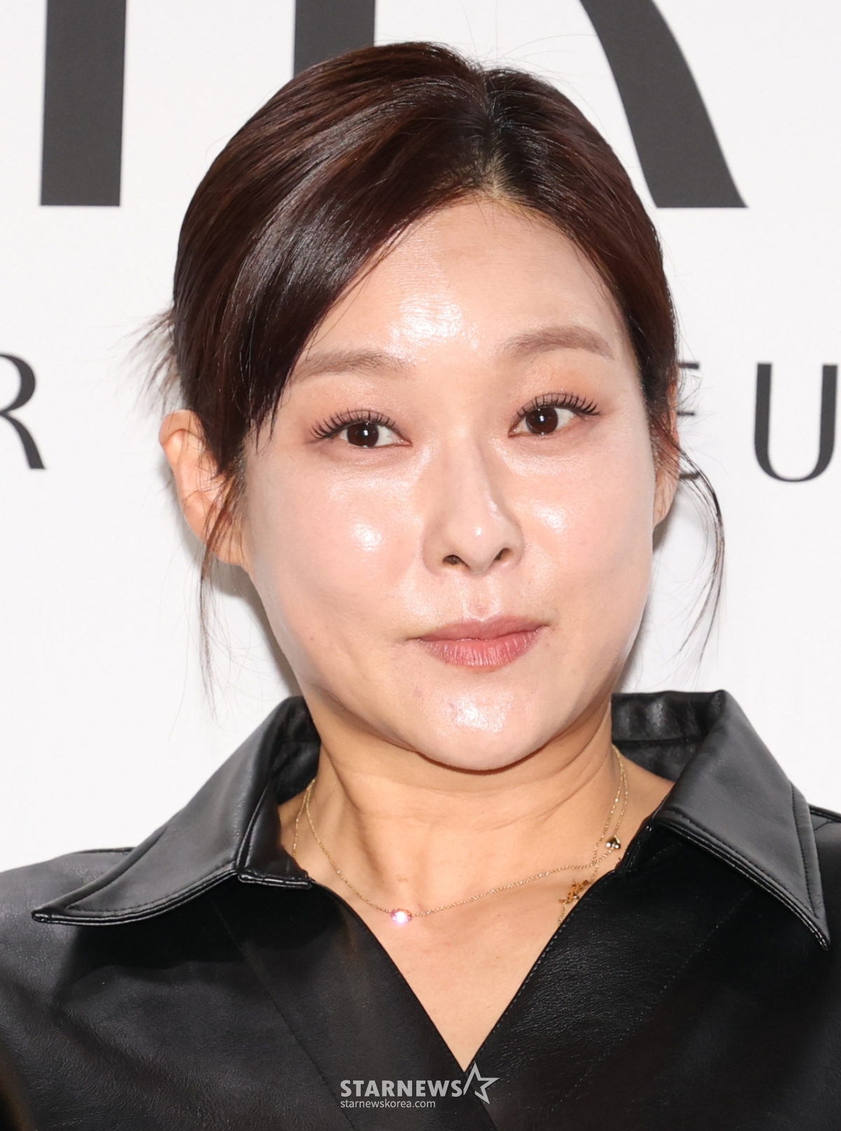 (서울=뉴스1) 권현진 기자 = 방송인 현영이 22일 서울 강남구 한 카페에서 열린 ‘아티르 & 아르즈’ 오프닝 행사에 참석해 포즈를 취하고 있다. 2025.4.22/뉴스1 Copyright © 뉴스1. All rights reserved. 무단 전재 및 재배포, AI학습 이용 금지. /사진=(서울=뉴스1) 권현진 기자