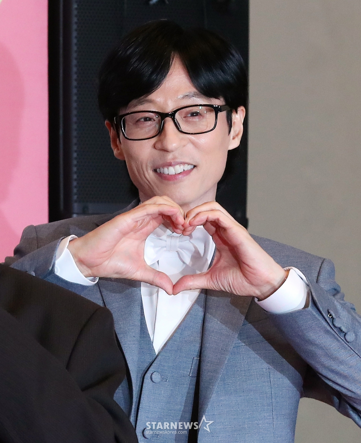 방송인 유재석이 29일 오후 서울 마포구 상암동 MBC 사옥에서 진행된 '2023 MBC 방송연예대상' 레드카펫 행사에 참석해 포즈를 취하고 있다. 2023.12.29 /사진=김창현