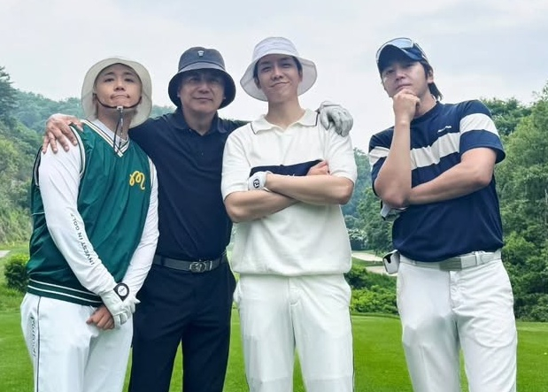 왼쪽부터 장근석, 손지창, 이승기, 이홍기 /사진=이홍기 인스타그램 캡처