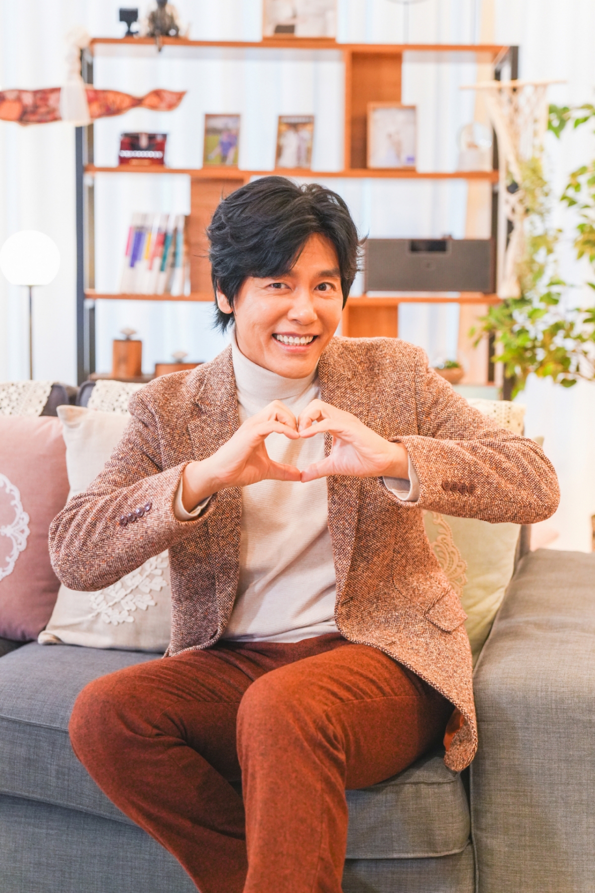 배우 최성국이 26일 온라인 생중계로 진행된 TV조선 '조선의 사랑꾼' 제작발표회에 참석해 포즈를 취하고 있다. 혼자보다 둘이라서 더 아름다운 사랑꾼들 그들의 달콤살벌한 러브스토리를 담은 리얼 다큐 예능 '조선의 사랑꾼'은 오늘(26일) 첫 방송된다. /사진제공=TV조선 2022.12.26