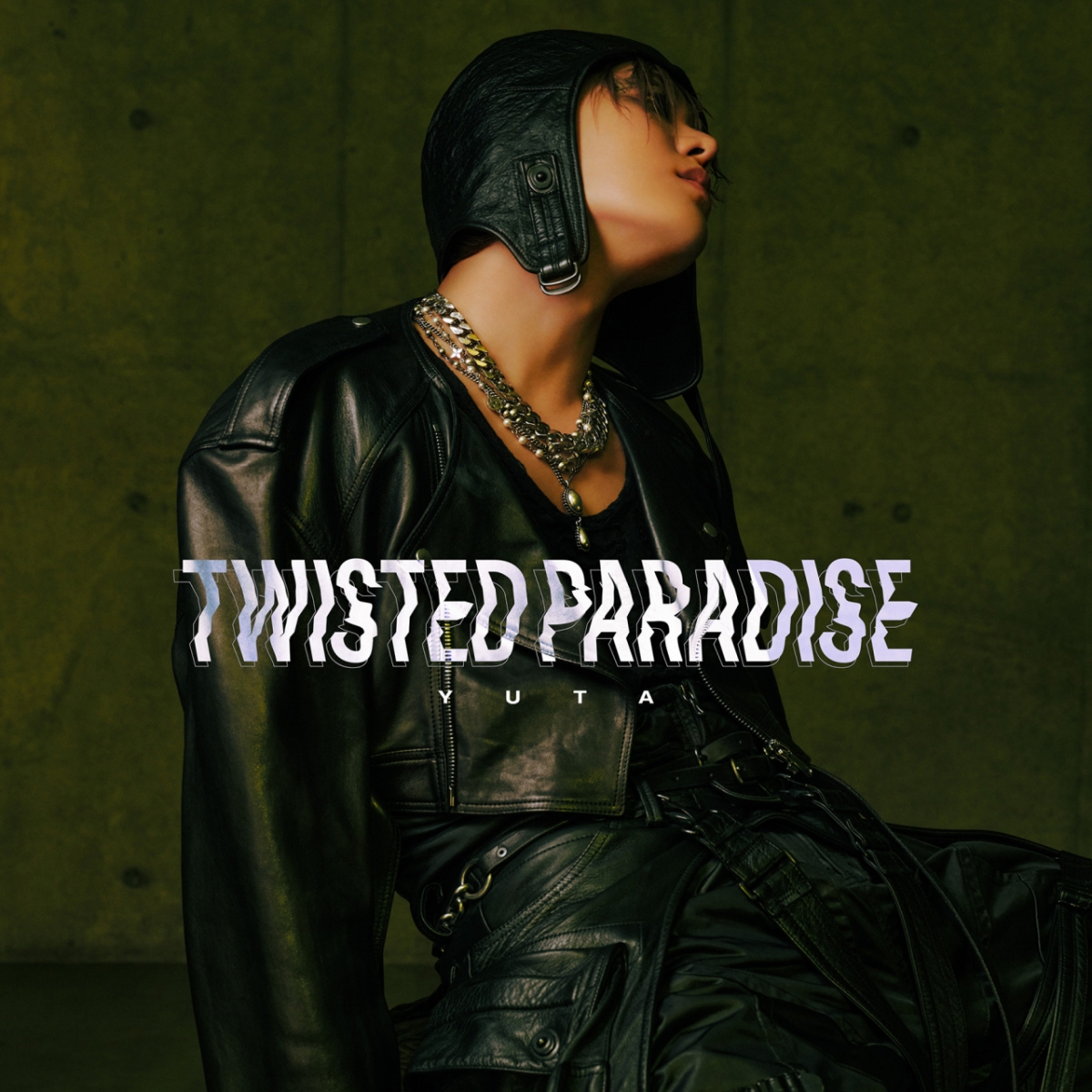 유타 일본 싱글 'TWISTED PARADISE' 디지털 커버 이미지 /사진제공=에스엠엔터테인먼트