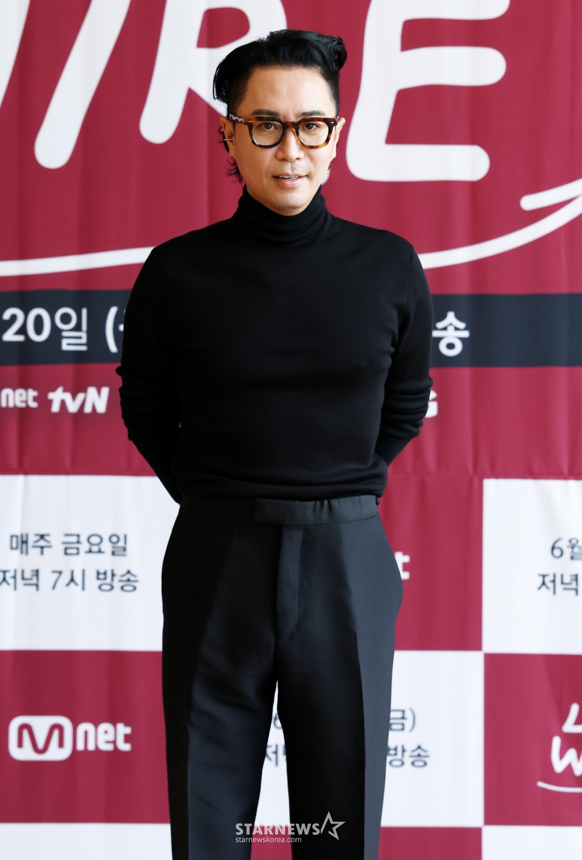 MC 정재형이 19일 서울 중구 커뮤니티하우스 마실에서 진행된 Mnet 예능 '라이브 와이어' 기자간담회에서 포즈를 취하고 있다. /2025.06.19 /사진=김휘선 hwijpg@