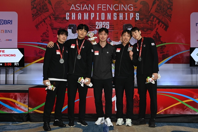 남자 사브르 대표팀. /사진=국제펜싱연맹